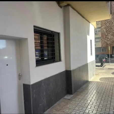 La Rosaleda Apartment *